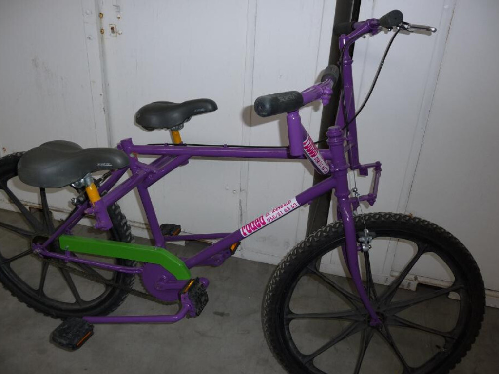 5side-by-side-tandem.jpg